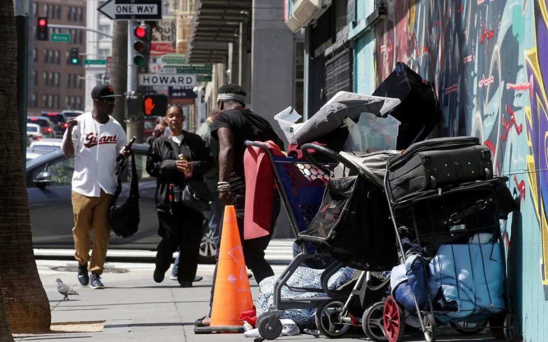 SF homeless services agencies gather to discuss how to work together better